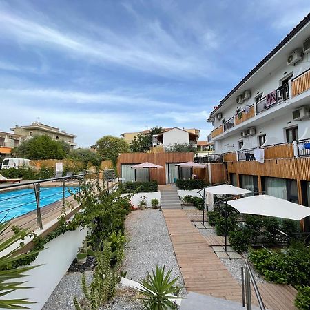 Beach Hotel Kapahi Pefkari Ngoại thất bức ảnh