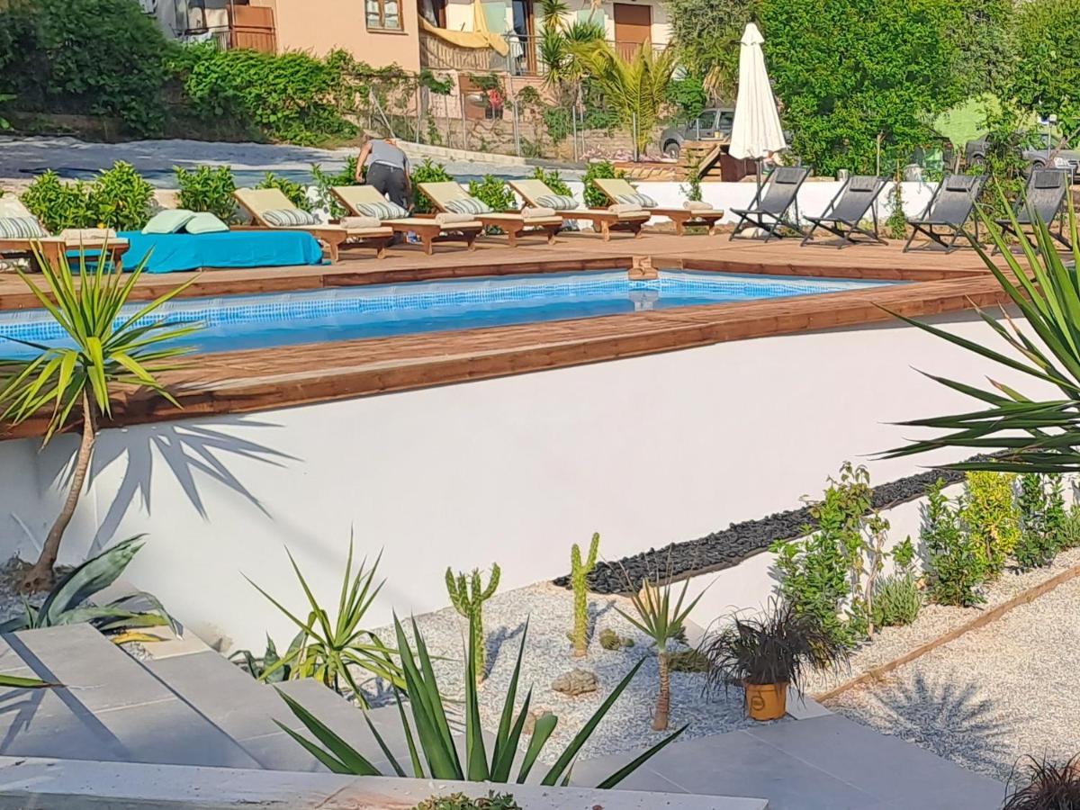 Beach Hotel Kapahi Pefkari Ngoại thất bức ảnh