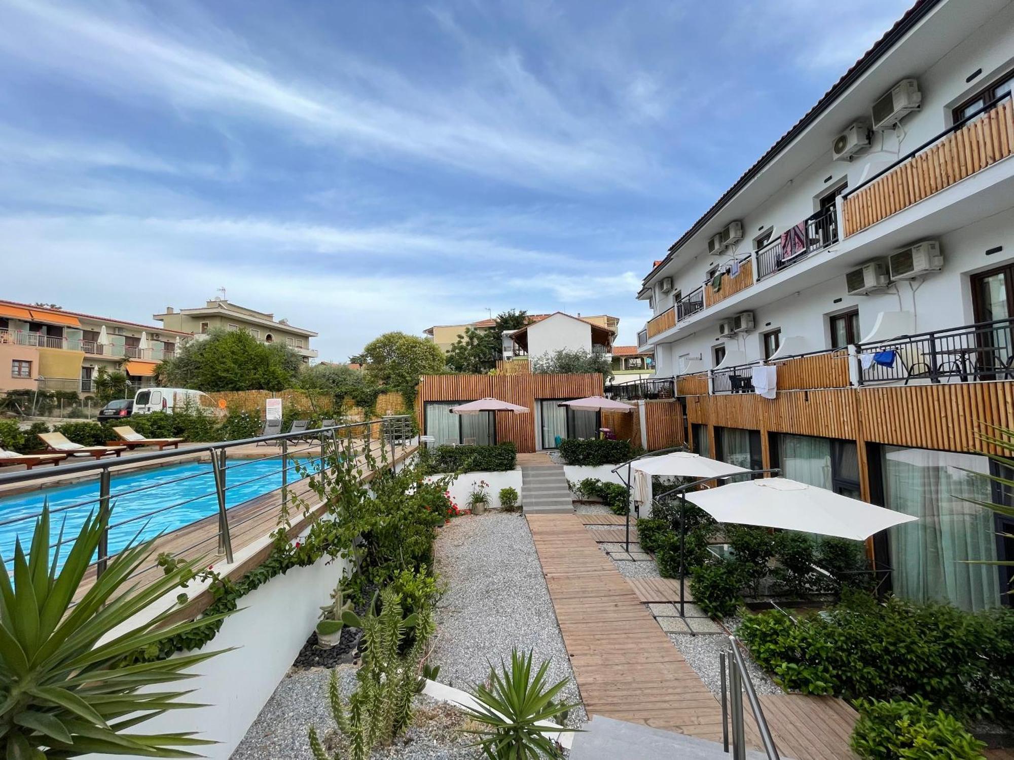 Beach Hotel Kapahi Pefkari Ngoại thất bức ảnh